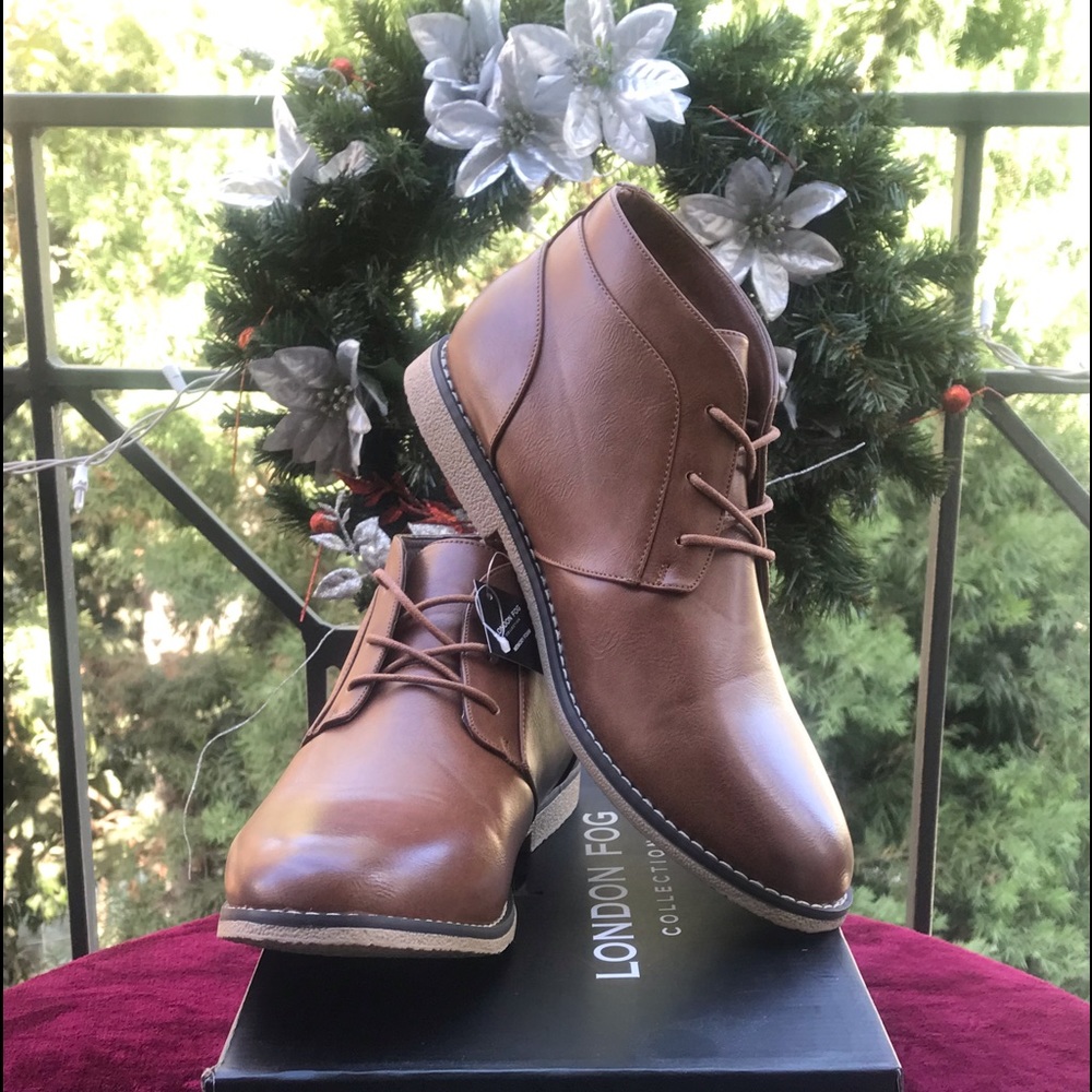 London Fog 12D Tan Chukka Boots